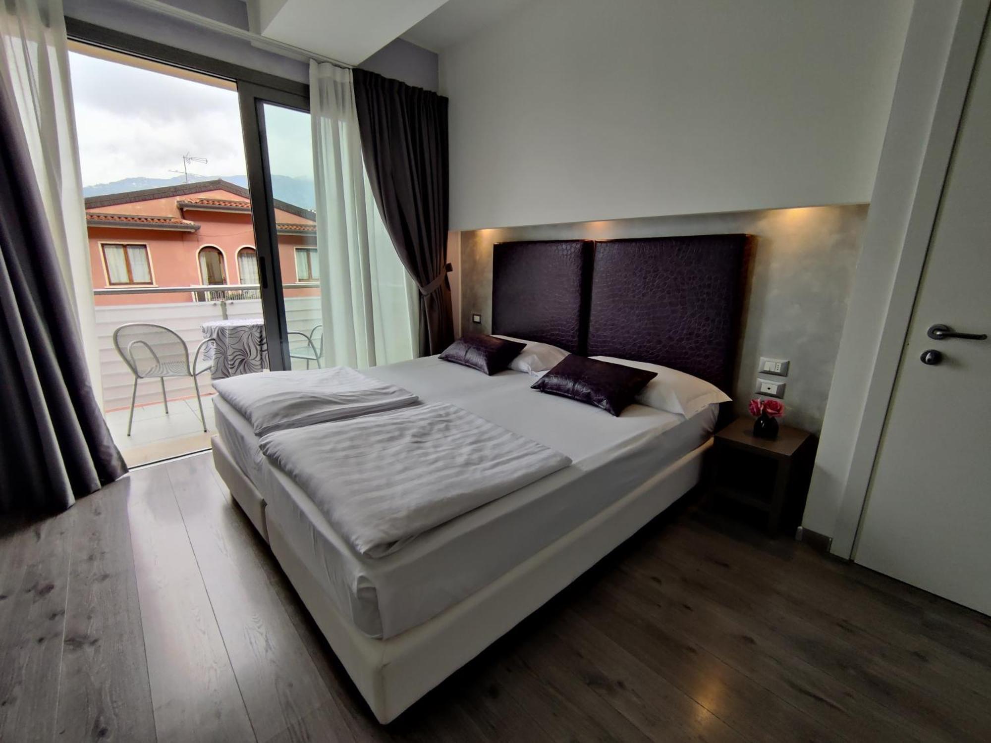 مالتشيزينيه Gardesana Active Apartments المظهر الخارجي الصورة