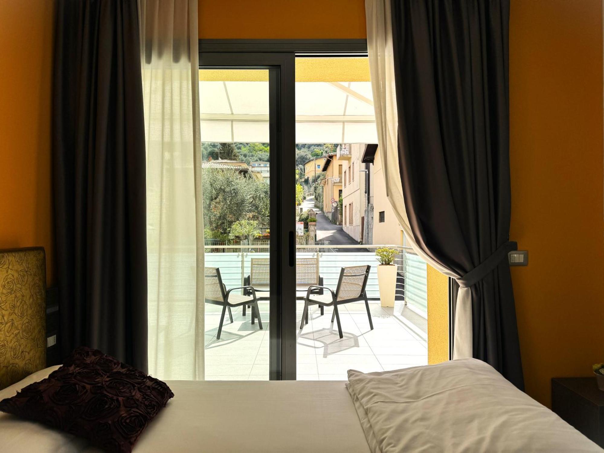 مالتشيزينيه Gardesana Active Apartments المظهر الخارجي الصورة